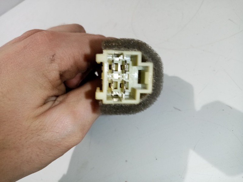 Recambio de interruptor para kia magentis gls referencia OEM IAM 935553D010  