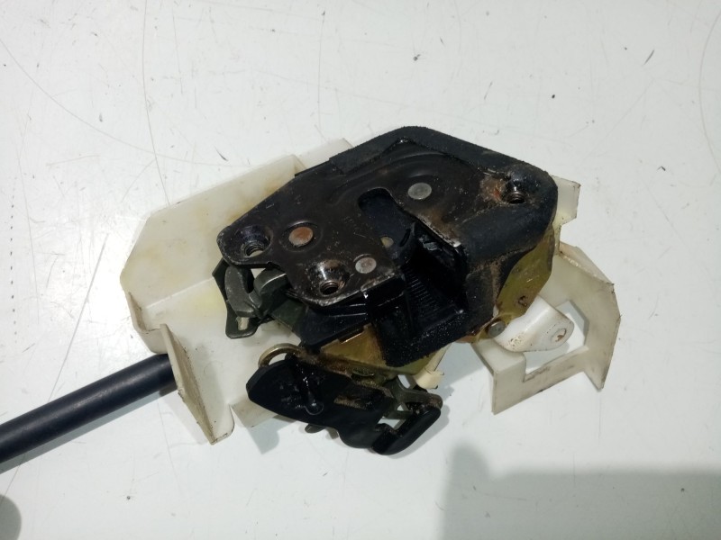 Recambio de cerradura puerta trasera izquierda para kia magentis gls referencia OEM IAM 8141038000 957703C000 