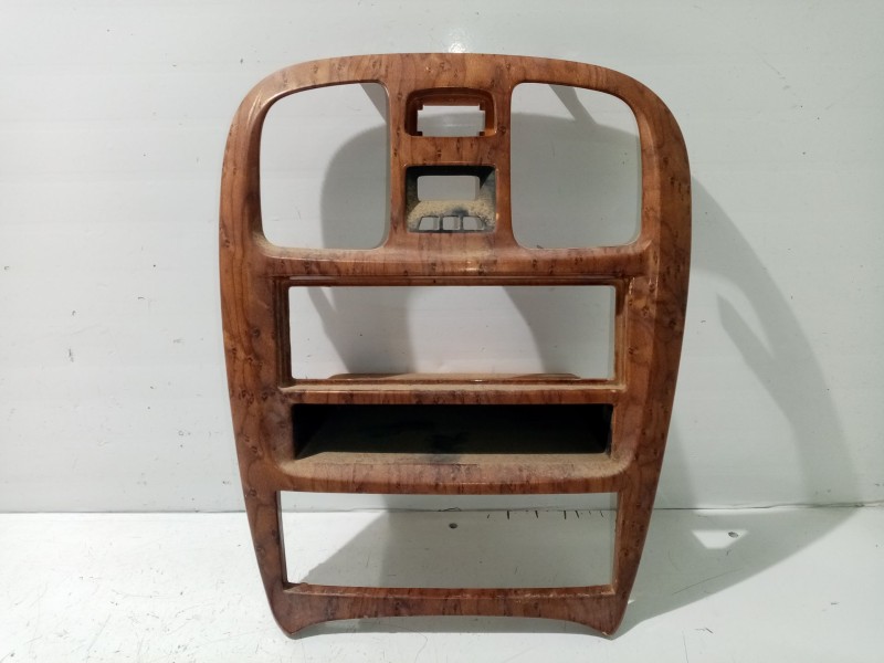 Recambio de moldura para kia magentis gls referencia OEM IAM   