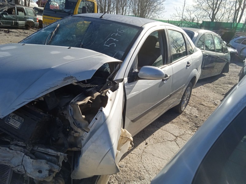 ford focus i sedán (dfw) del año 2000