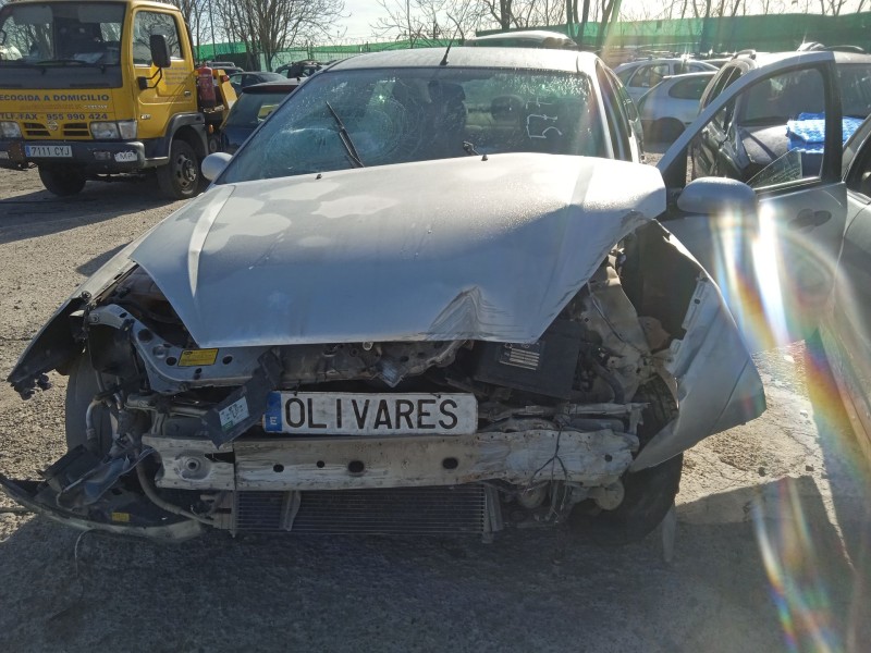 ford focus i sedán (dfw) del año 2000