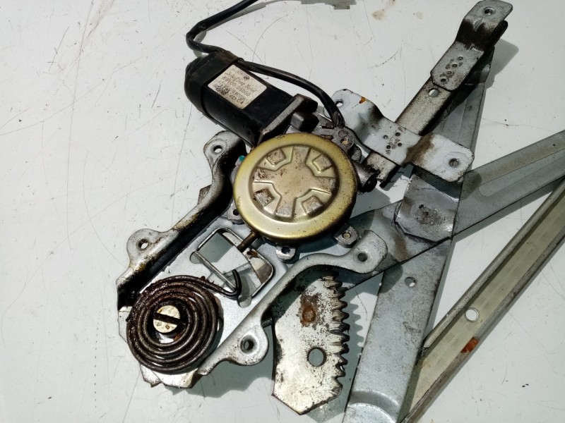 Recambio de elevalunas trasero izquierdo para ssangyong musso 2.9 tdi lux referencia OEM IAM 8810005000  