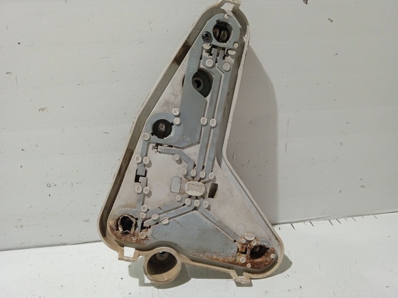 Recambio de portalamparas para ford focus i sedán (dfw) 2.0 16v referencia OEM IAM   