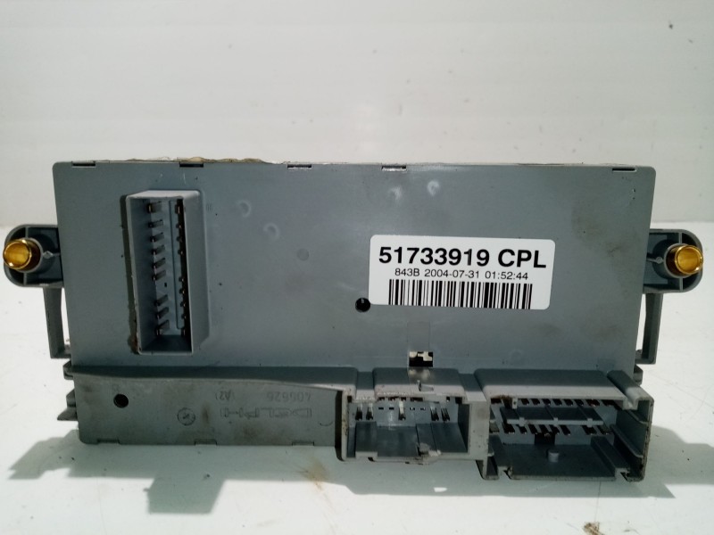 Recambio de caja reles / fusibles para lancia ypsilon (101) referencia OEM IAM 51733919 51733919CPL 