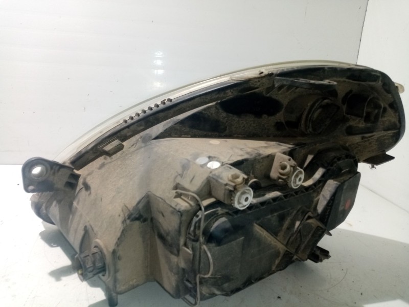 Recambio de faro derecho para lancia ypsilon (101) referencia OEM IAM 27053200  