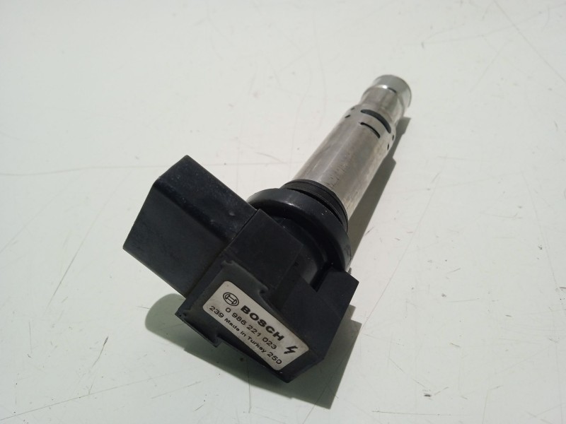 Recambio de bobina encendido para seat ibiza iii (6l1) 2.0 referencia OEM IAM 0986221023  