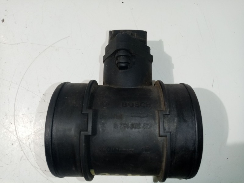 Recambio de caudalimetro para opel astra g berlina club referencia OEM IAM 0281002428  