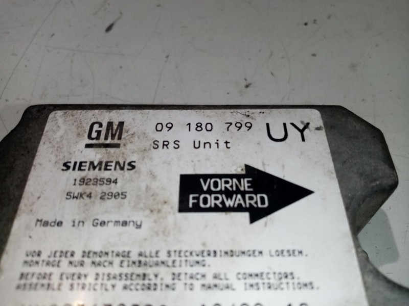 Recambio de centralita airbag para opel astra g berlina club referencia OEM IAM 09180799  