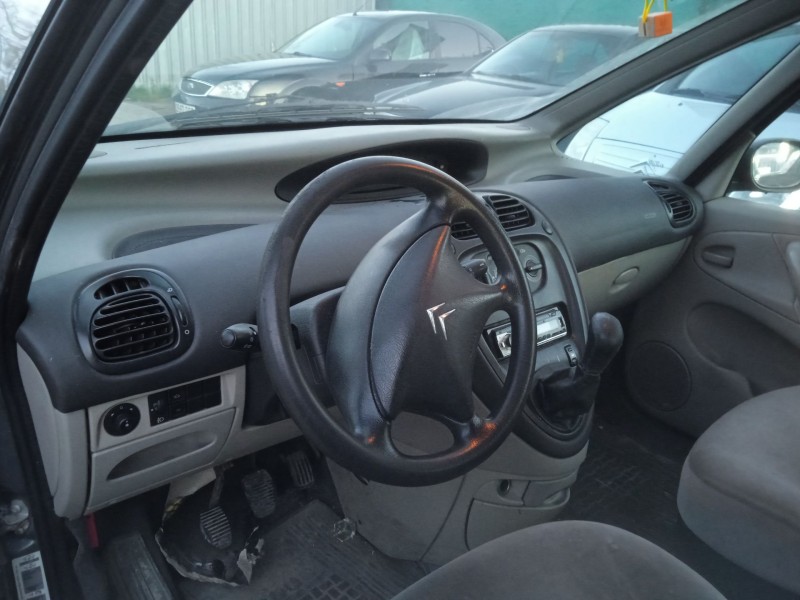 citroën xsara picasso (n68) del año 2005