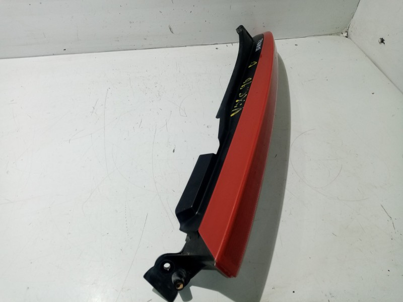 Recambio de piloto trasero derecho para volvo xc90 referencia OEM IAM 9483772  