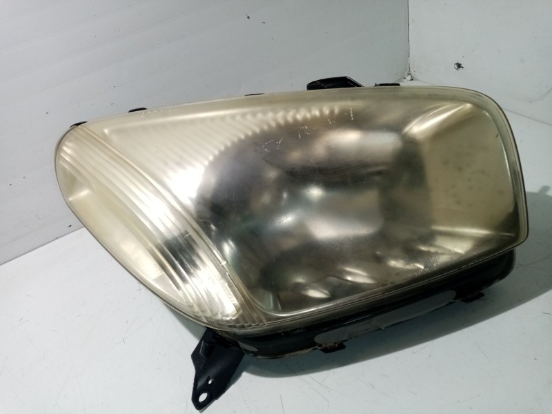 Recambio de faro derecho para toyota rav 4 (a2) referencia OEM IAM 8110542270 8110542250 