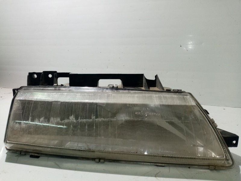 Recambio de faro derecho para citroën xm berlina 2.0 referencia OEM IAM 6205J0 6205H9 