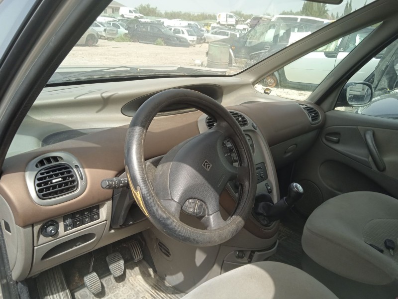 citroën xsara picasso (n68) del año 2002