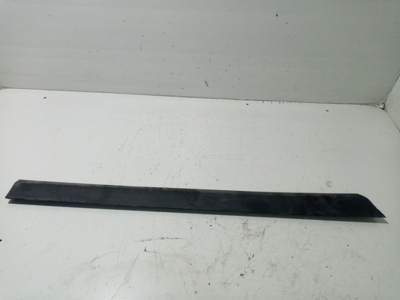 Recambio de moldura para volkswagen passat b6 (3c2) 2.0 tdi 16v referencia OEM IAM   