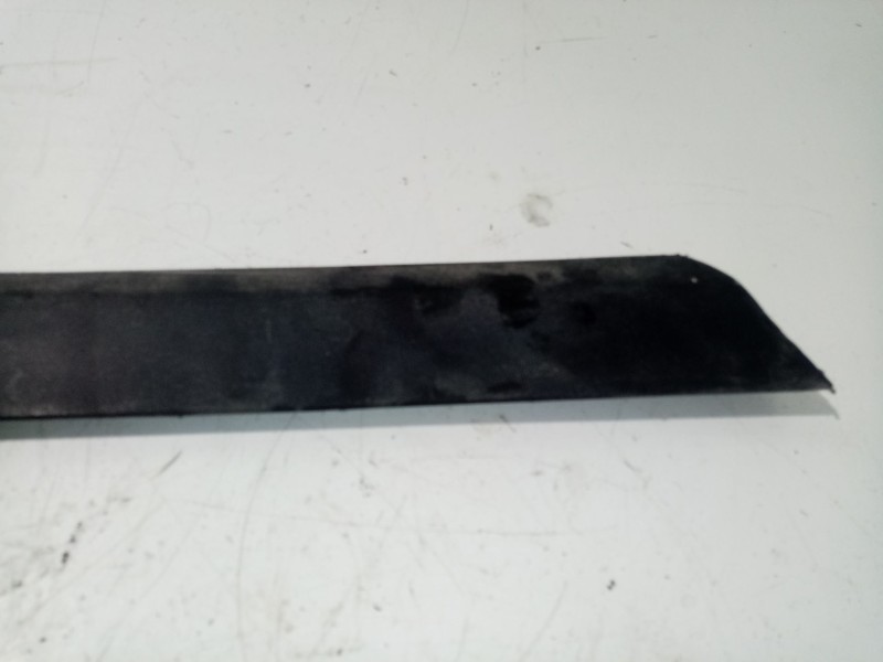 Recambio de moldura para volkswagen passat b6 (3c2) 2.0 tdi 16v referencia OEM IAM   
