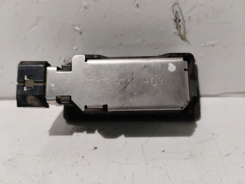 Recambio de piloto matricula para bmw x5 (e70) 3.0 d referencia OEM IAM 717693403  