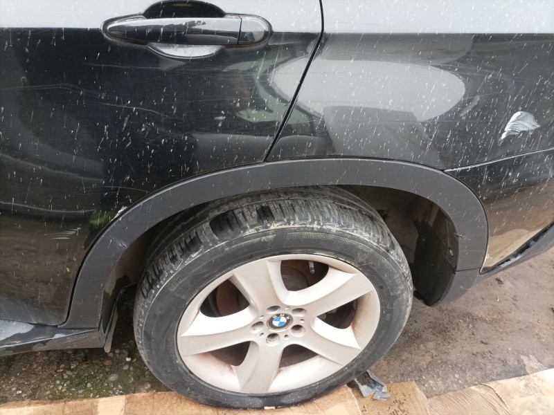 Recambio de aletin trasero izquierdo para bmw x5 (e70) 3.0 d referencia OEM IAM   