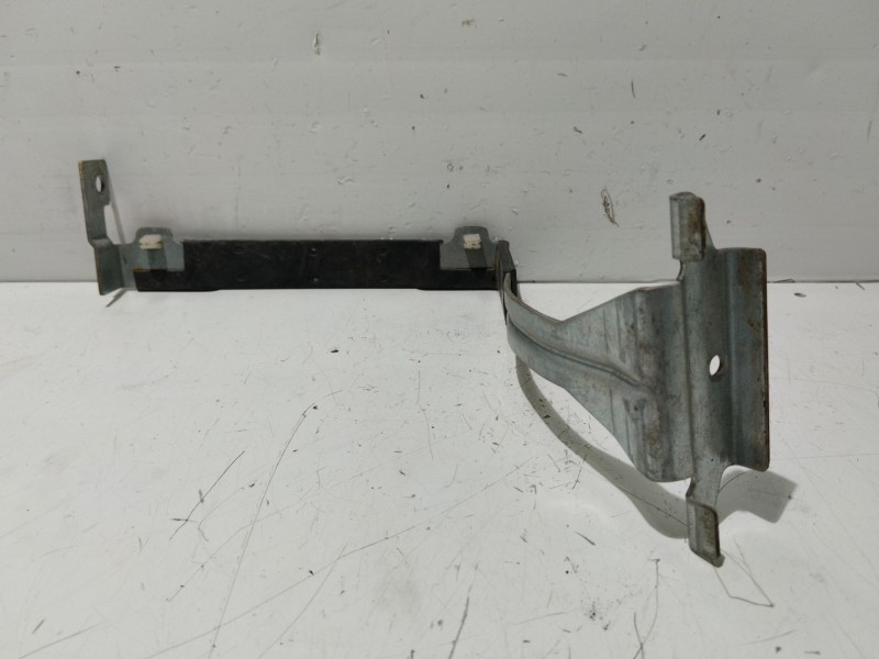 Recambio de soporte para bmw x5 (e70) 3.0 d referencia OEM IAM 61217555905 11986710 