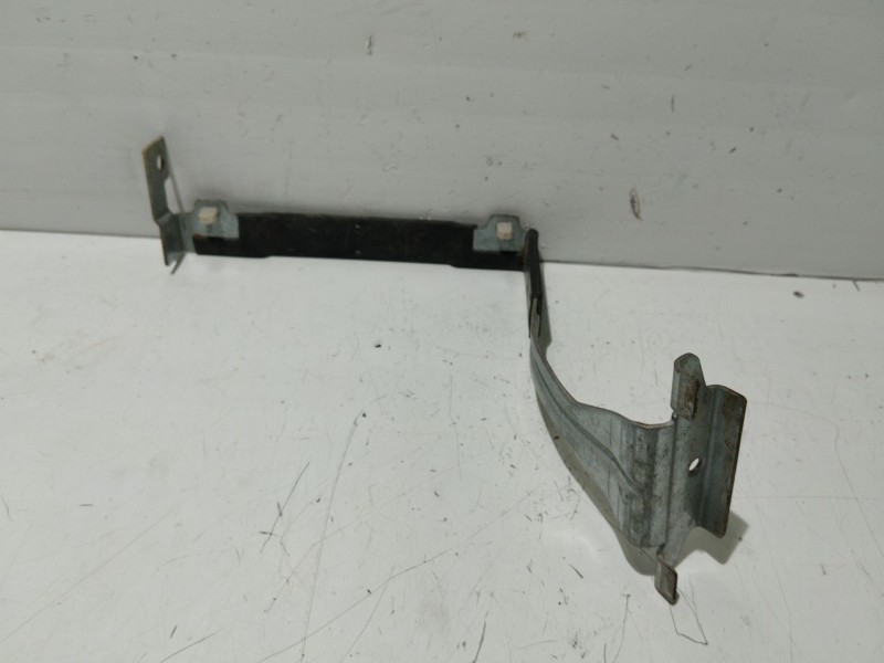 Recambio de soporte para bmw x5 (e70) 3.0 d referencia OEM IAM 61217555905 11986710 