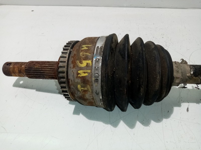 Recambio de transmision delantera izquierda para nissan primera berlina (p12) referencia OEM IAM 39101AW312  