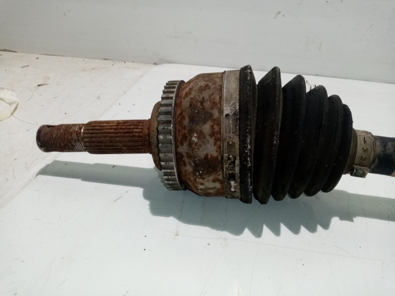 Recambio de transmision delantera derecha para nissan primera berlina (p12) referencia OEM IAM 39100AAW312 438100 