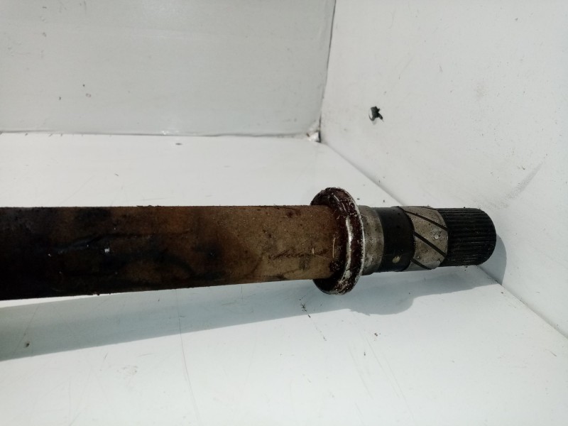 Recambio de transmision delantera derecha para nissan primera berlina (p12) referencia OEM IAM 39100AAW312 438100 