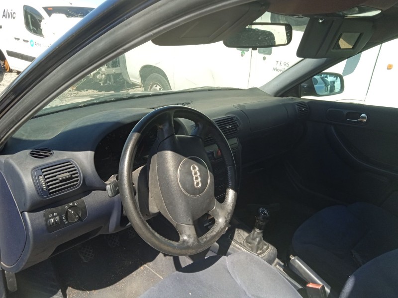 audi a3 (8l1) del año 2001