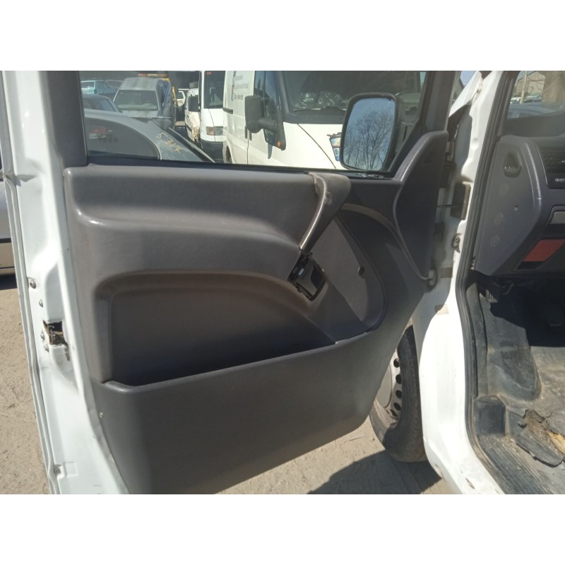 mercedes-benz vito furgoneta (w638) del año 2001