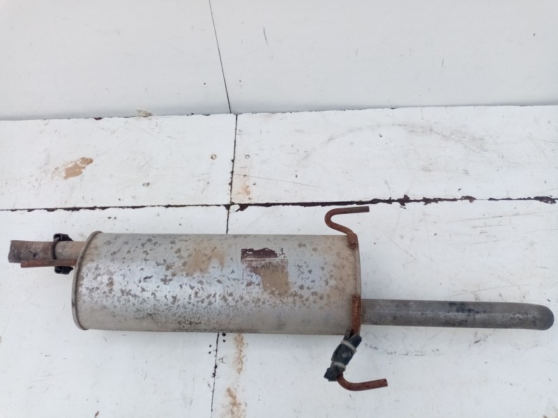 Recambio de silenciador trasero para opel astra f berlina 1.6 cat referencia OEM IAM 5852901  