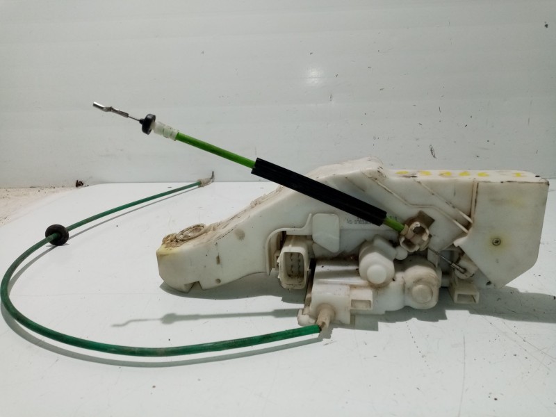 Recambio de cerradura puerta delantera izquierda para lancia ypsilon (101) referencia OEM IAM 51739844  