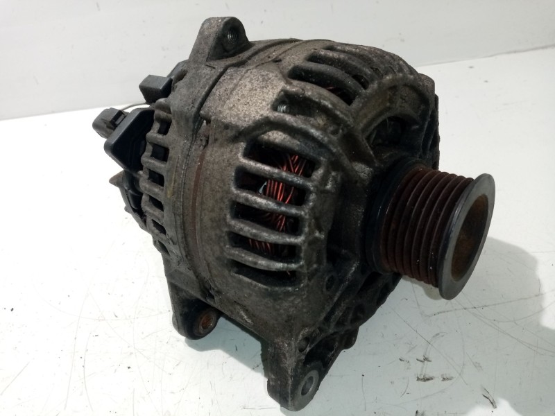 Recambio de alternador para renault master ii phase 2 caja cerrada referencia OEM IAM 0124525044  