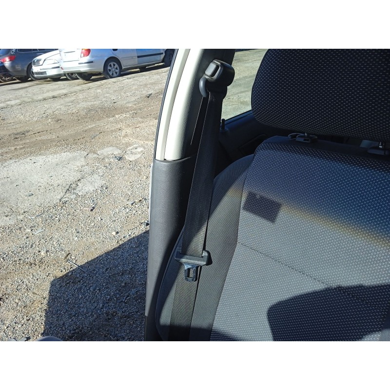 Recambio de cinturon seguridad delantero derecho para chevrolet aveo / kalos hatchback (t250, t255) 1.2 referencia OEM IAM 96895