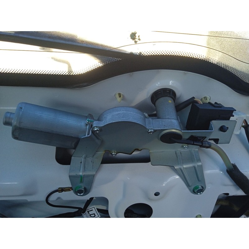 Recambio de motor limpia trasero para chevrolet aveo / kalos hatchback (t250, t255) 1.2 referencia OEM IAM 96423823  