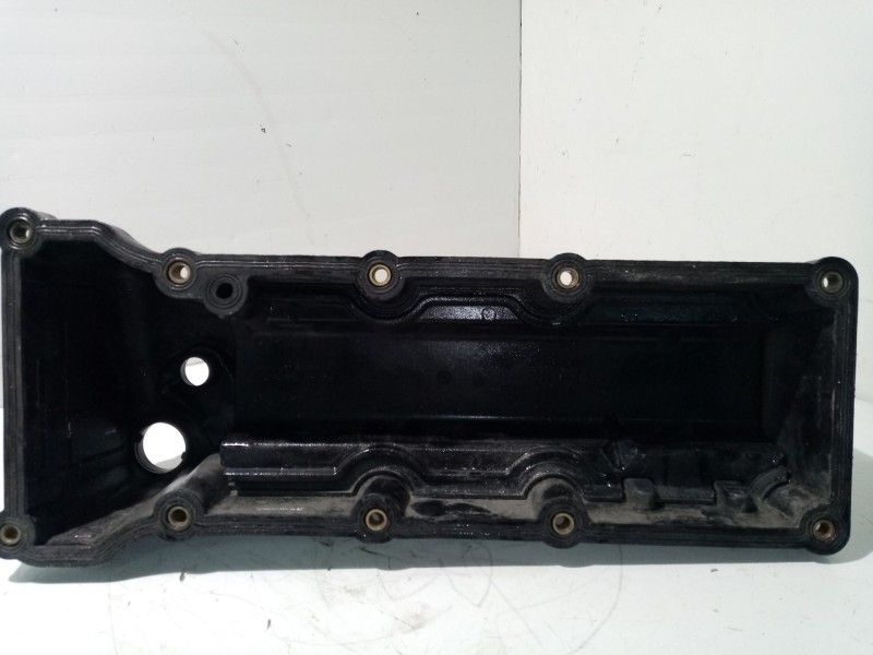Recambio de tapa balancines para nissan serena (c23m) 2.3 diesel referencia OEM IAM 825686  