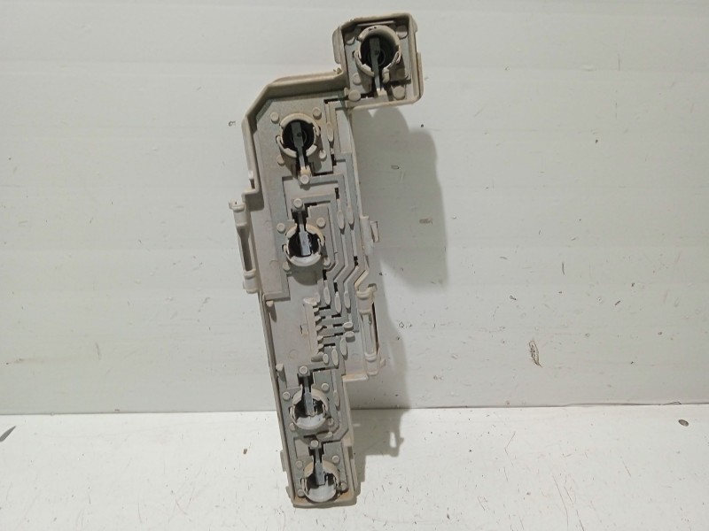 Recambio de portalamparas para opel vectra c (z02) 1.9 cdti (f69) referencia OEM IAM   