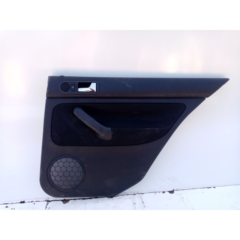 Recambio de guarnecido puerta trasera derecha para volkswagen golf iv (1j1) 1.6 referencia OEM IAM 1J4868116  