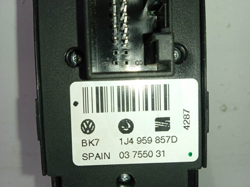 Recambio de mando elevalunas delantero izquierdo para volkswagen golf iv (1j1) 1.6 referencia OEM IAM 1J4959857D  