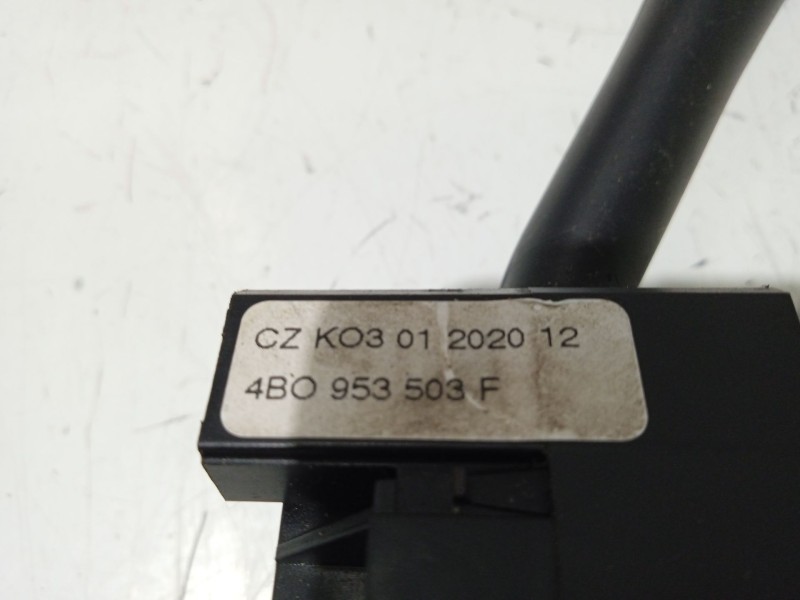 Recambio de mando limpia para volkswagen golf iv (1j1) 1.6 referencia OEM IAM 4B0953503F  