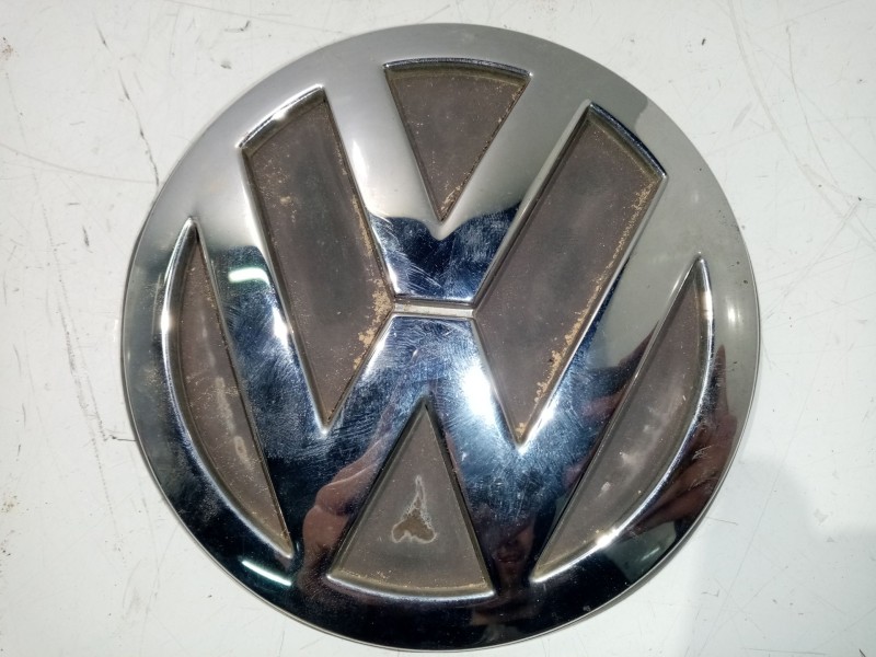 Recambio de moldura para volkswagen golf iv (1j1) 1.9 tdi referencia OEM IAM 1J6853630  