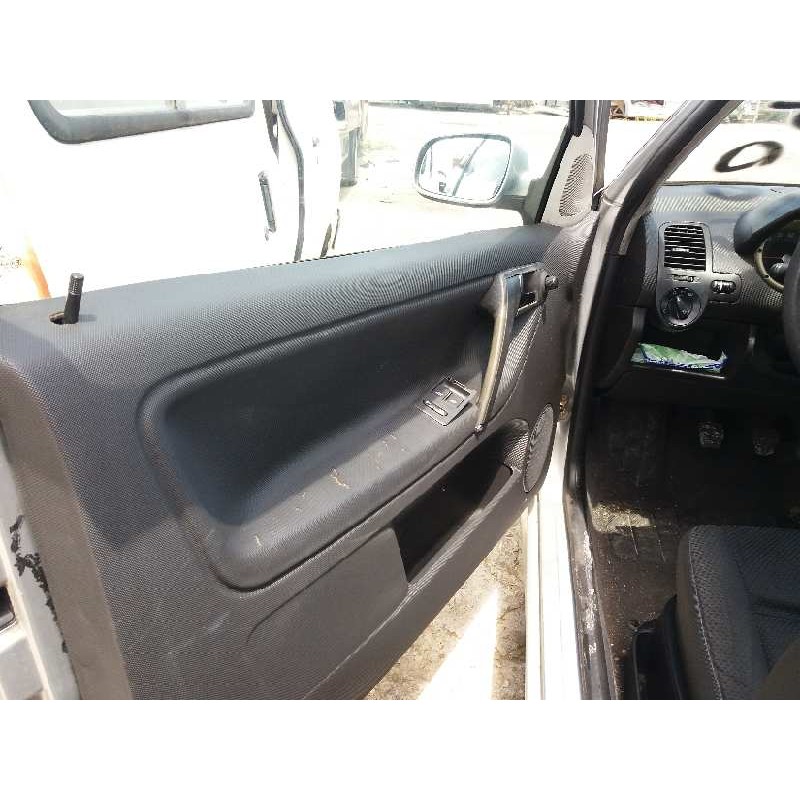 volkswagen polo berlina (6n2) conceptline   |   10.99 - 12.02 | 1999 - 2002 | 50 cv / 37 kw del año 1999