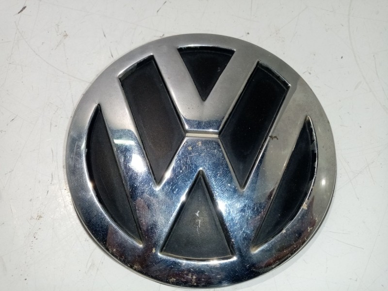 Recambio de moldura para volkswagen golf iv (1j1) 1.9 tdi referencia OEM IAM 1J6853630  