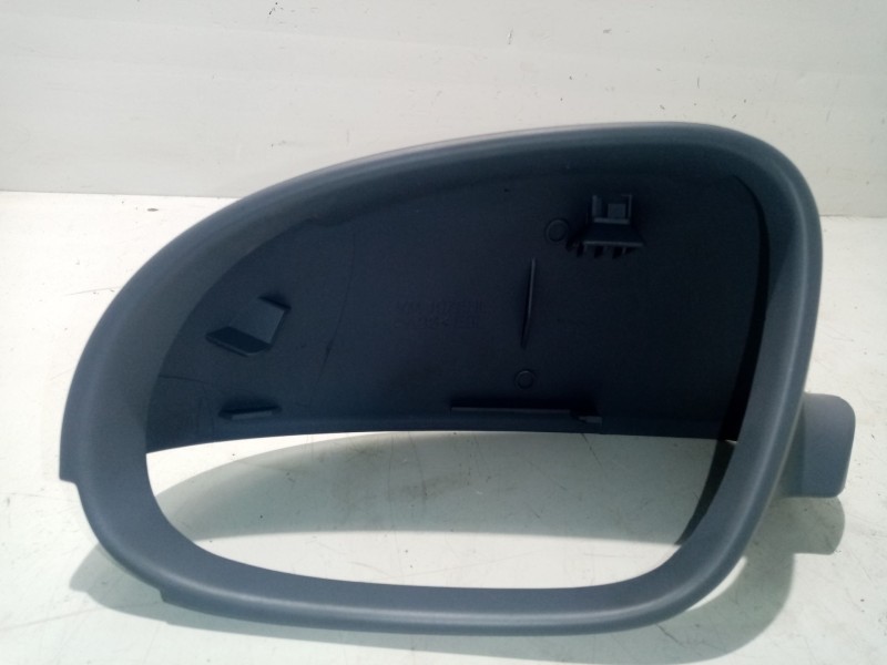 Recambio de carcasa retrovisor izquierdo para volkswagen passat berlina (3b3) referencia OEM IAM   