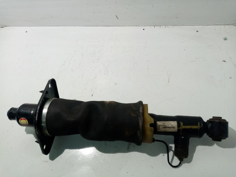 Recambio de amortiguador trasero izquierdo para audi allroad quattro (4b5) referencia OEM IAM 4Z7616019A  