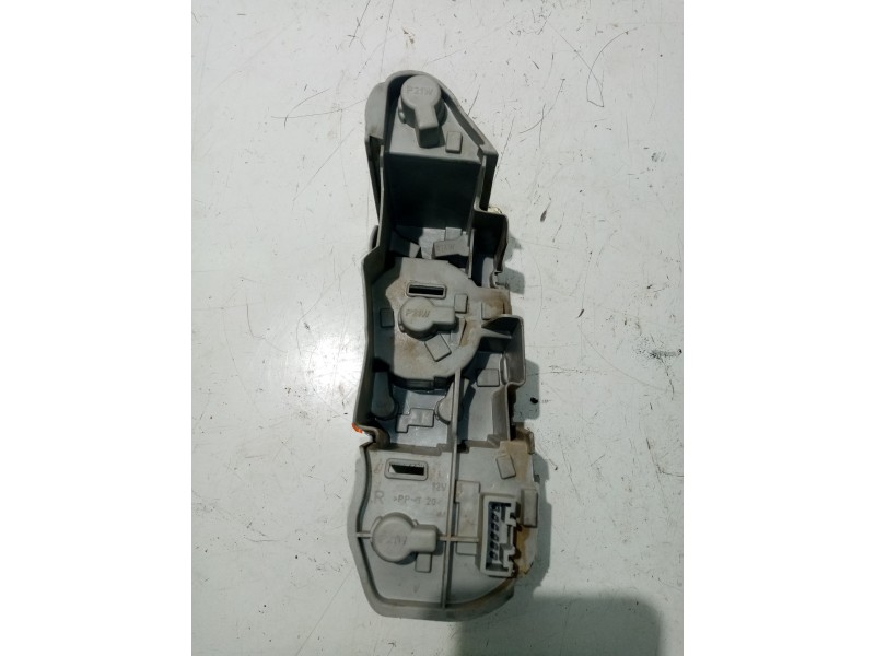 Recambio de portalamparas para toyota corolla verso (zer_, zze12_, r1_) 2.0 d-4d (cur10_) referencia OEM IAM   