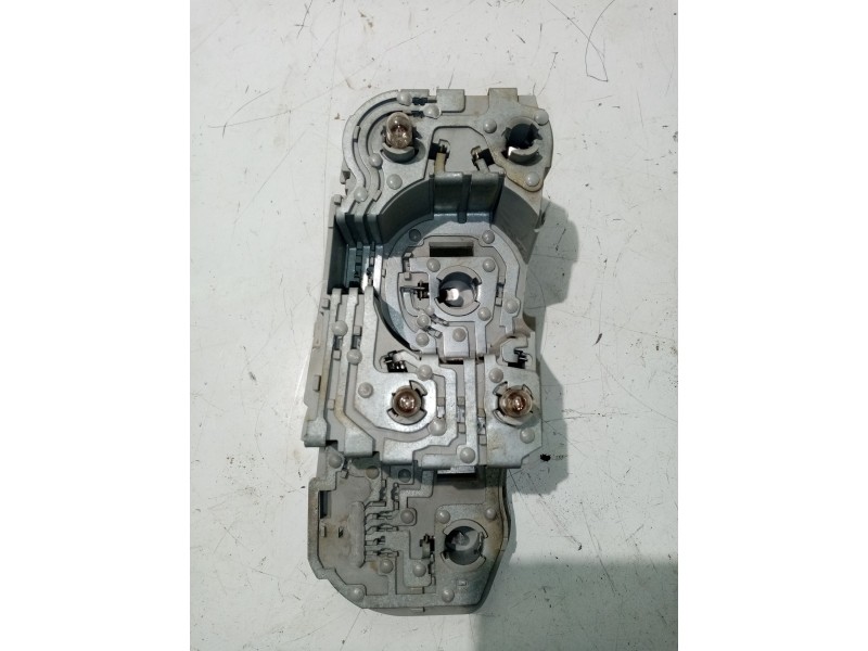 Recambio de portalamparas para toyota corolla verso (zer_, zze12_, r1_) 2.0 d-4d (cur10_) referencia OEM IAM   