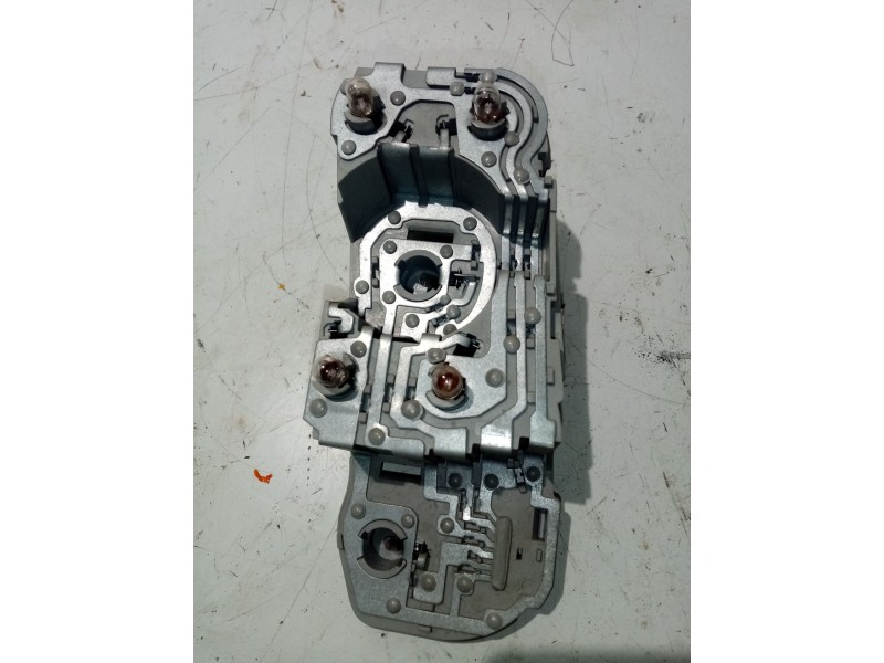 Recambio de portalamparas para toyota corolla verso (zer_, zze12_, r1_) 2.0 d-4d (cur10_) referencia OEM IAM   