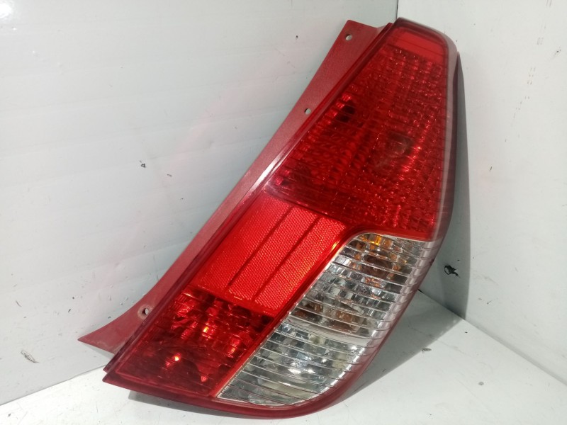 Recambio de piloto trasero derecho para hyundai i10 i (pa) 1.1 referencia OEM IAM 924020X020  