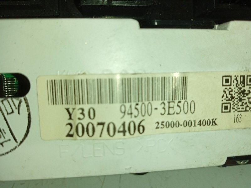 Recambio de pantalla multifuncion para kia sorento i (jc) 2.5 crdi referencia OEM IAM 945003E500  