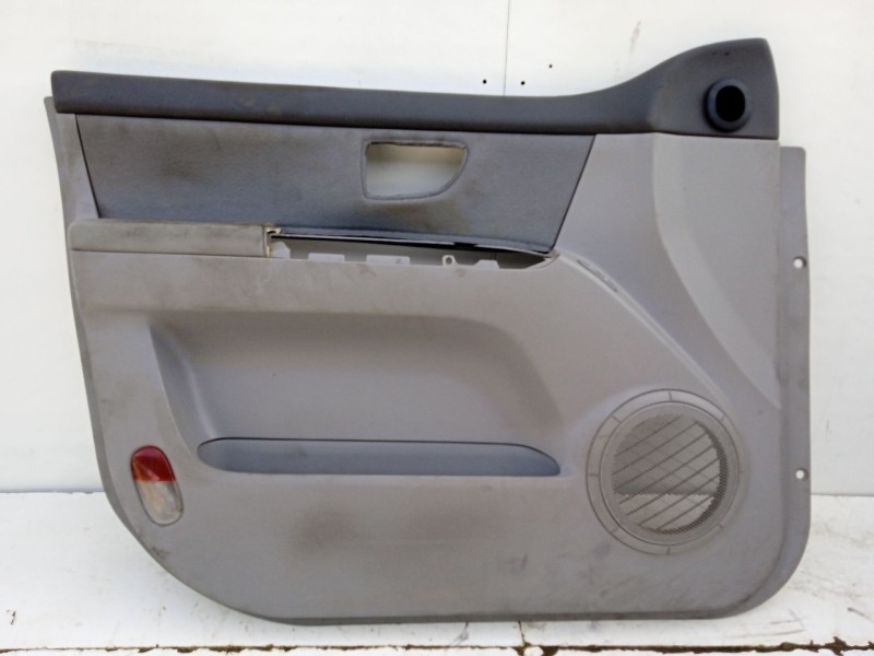 Recambio de guarnecido puerta delantera izquierda para kia sorento i (jc) 2.5 crdi referencia OEM IAM 823013E0213I  