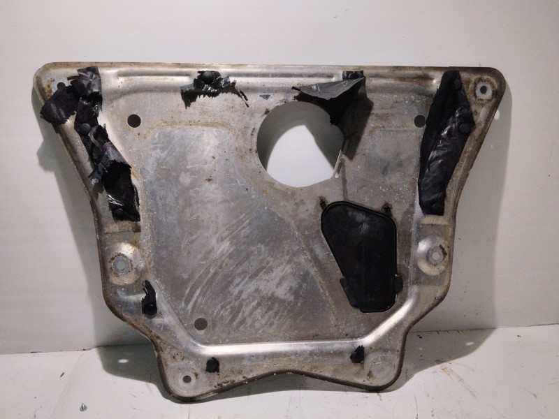 Recambio de cubrecarter para bmw x5 (e70) 3.0 d referencia OEM IAM 6773000 6773000-A03 6773000A03